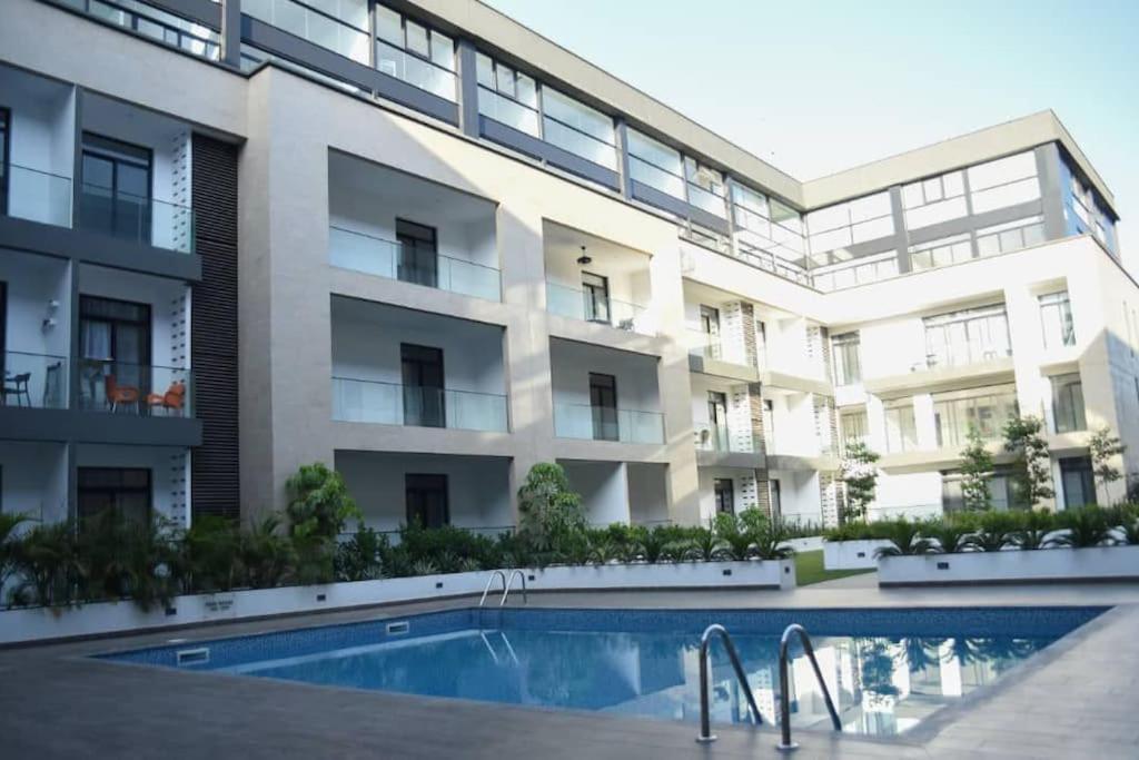 Pool View Apartment @Embassy Gardens Acra Exterior foto