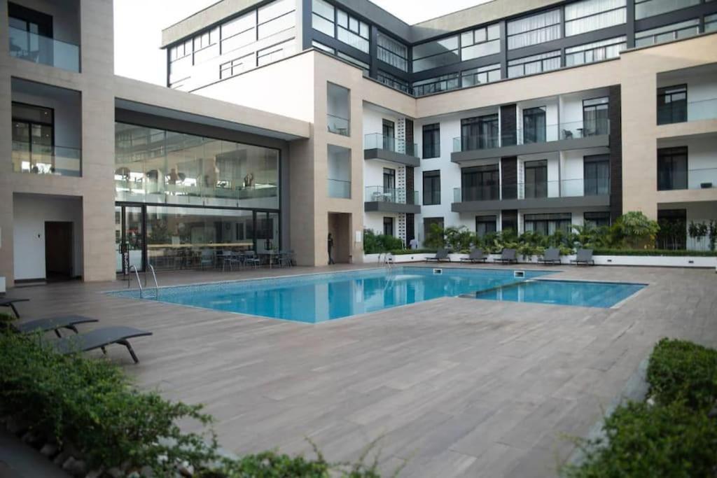 Pool View Apartment @Embassy Gardens Acra Exterior foto